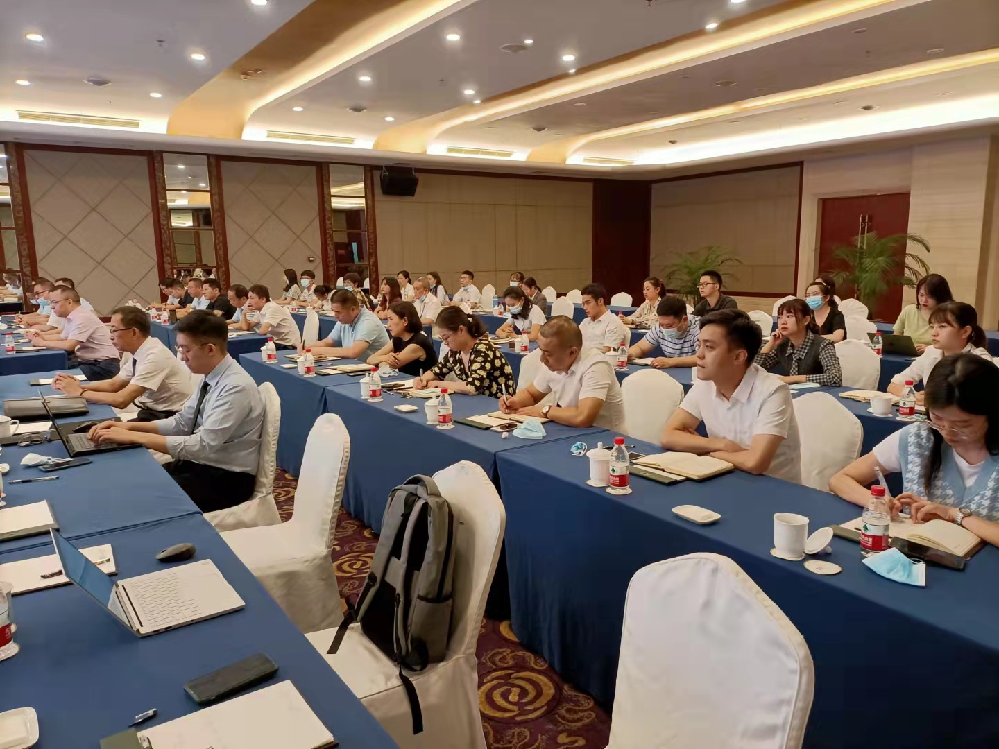 对某5A级景区公司顺利开展人力资源提升项目